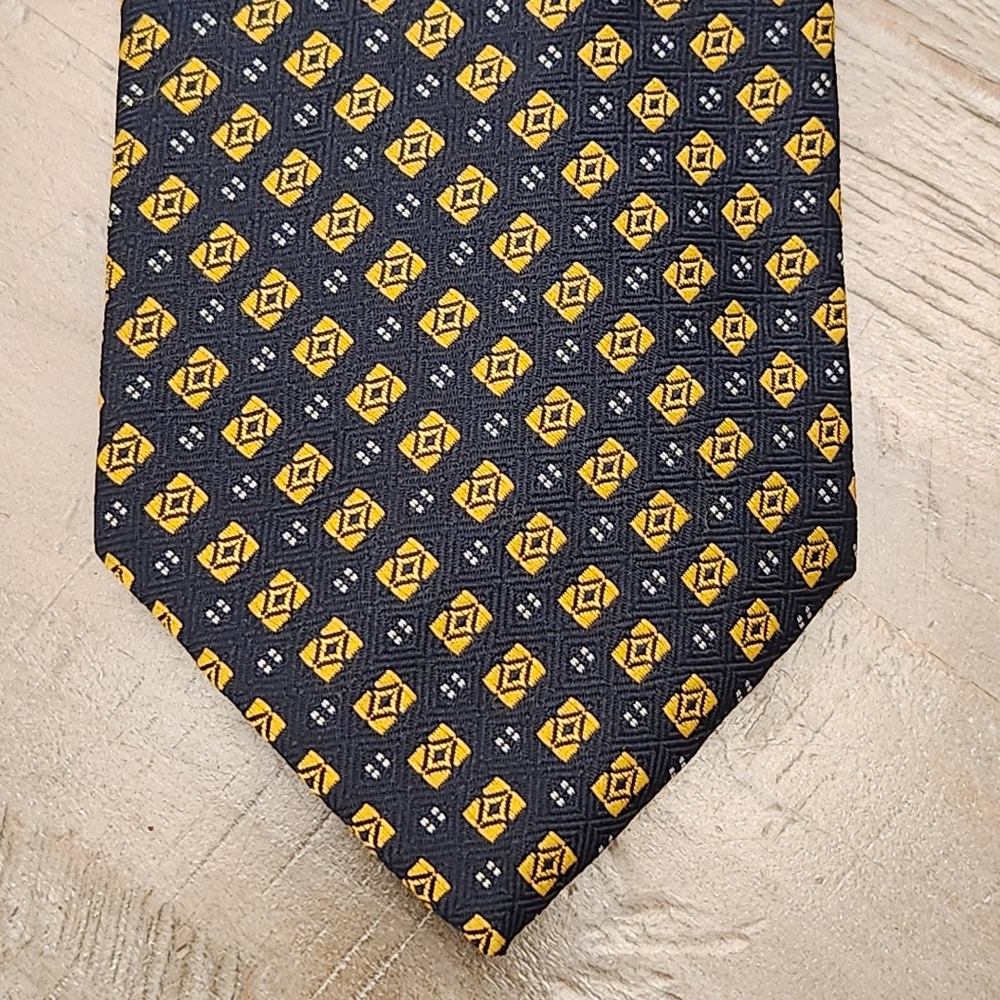 Vintage Christian Dior Tie Cravates Blue Geometric Textured Puritan Cape Cod